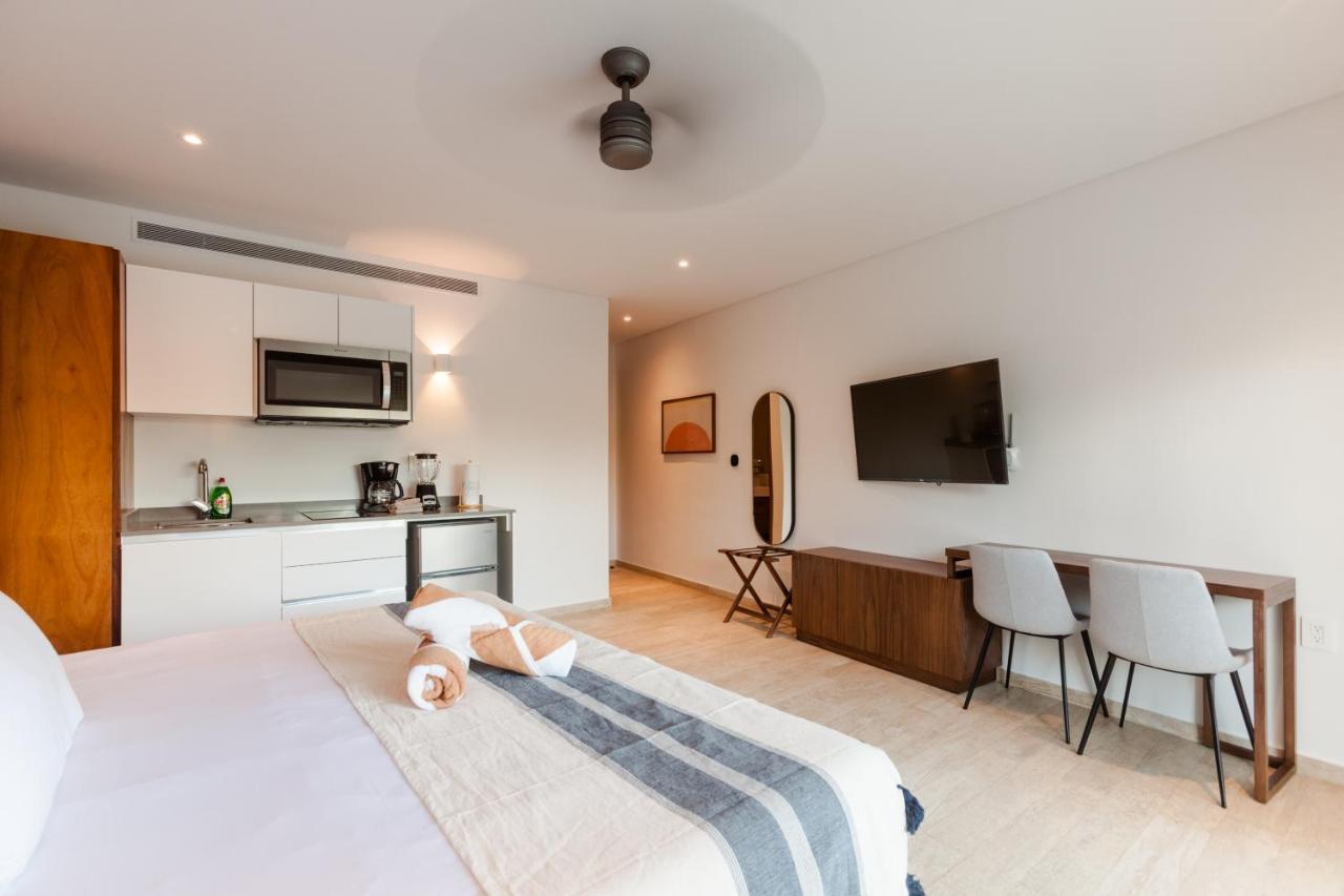 Apartment Your Place In Town With Pool, Coworking And Gym Located At Park Lagunas Tulum