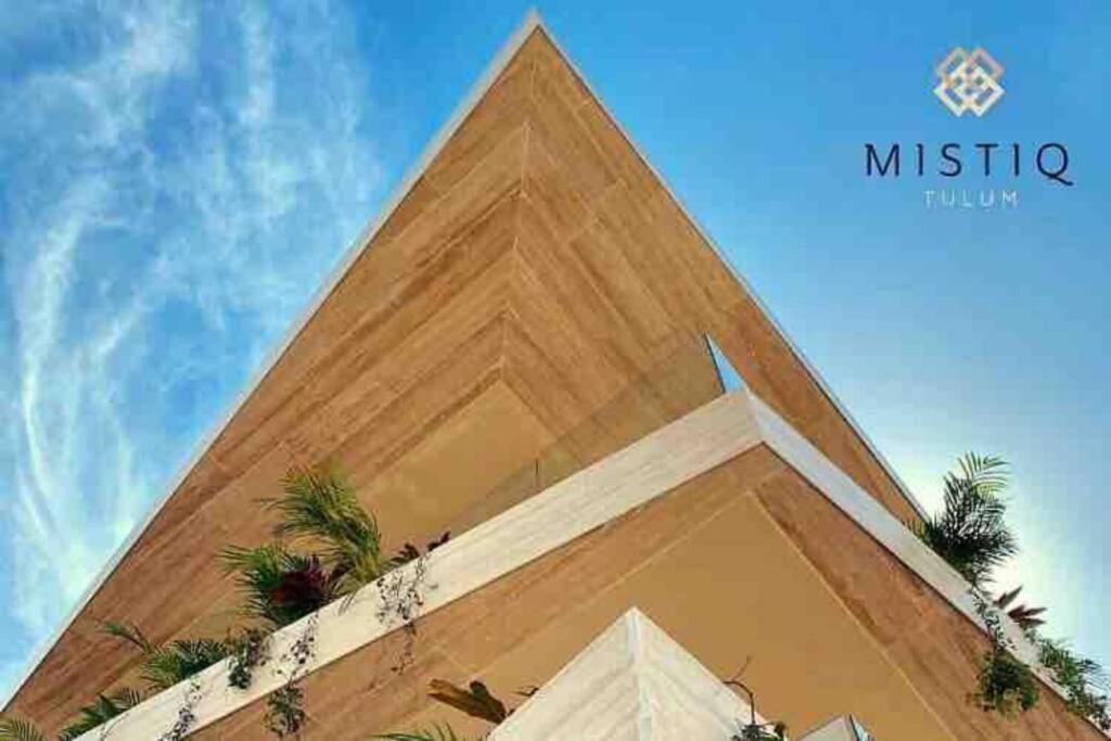 Mistiq Largest Ph With Gym, Club Shuttle & Fast Wifi Apartment Tulum