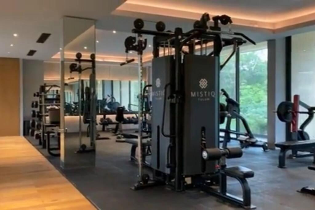 Mistiq Largest Ph With Gym, Club Shuttle & Fast Wifi *