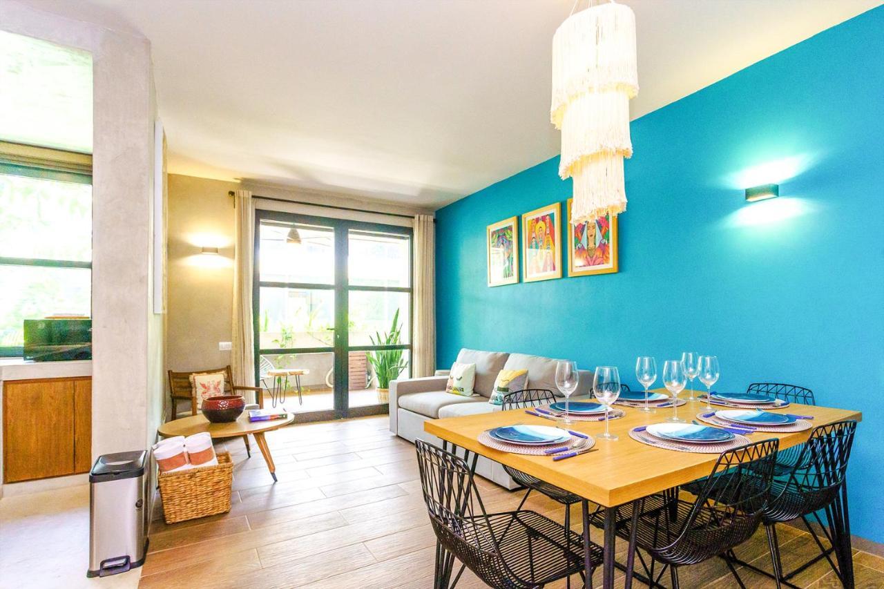 Chic In The Heart Of By Stella Apartamento *