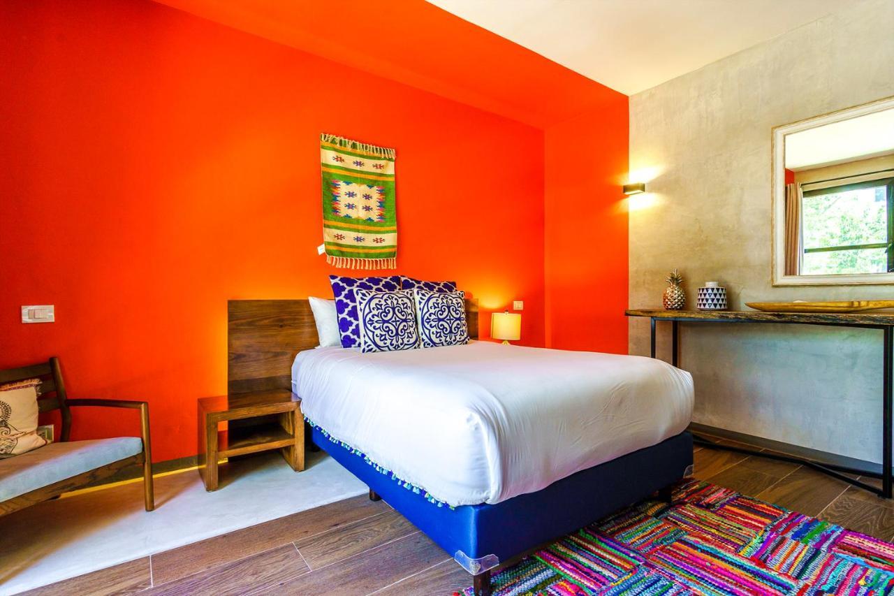 Chic In The Heart Of By Stella Tulum