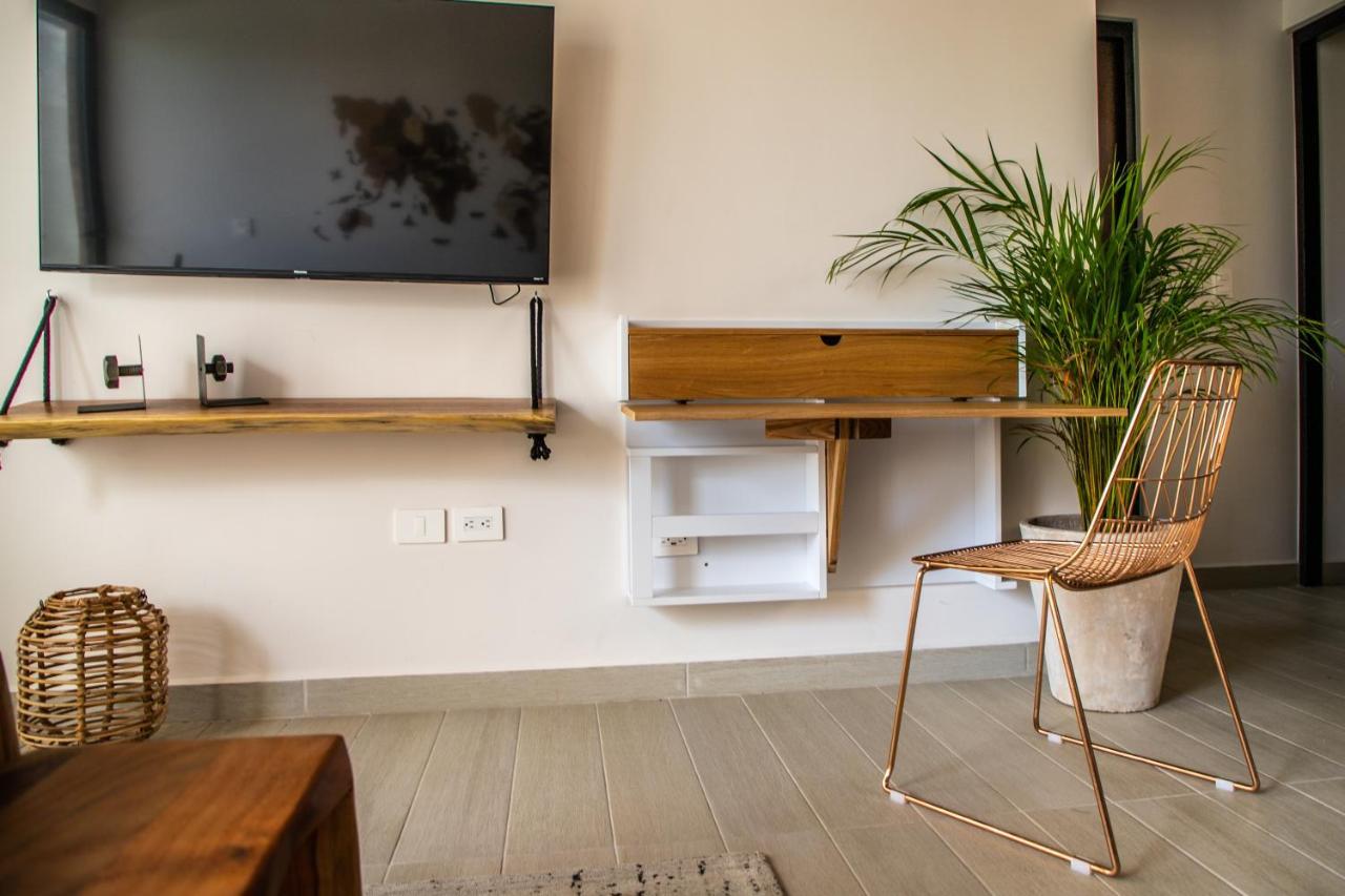 Luxury Macondo 2*