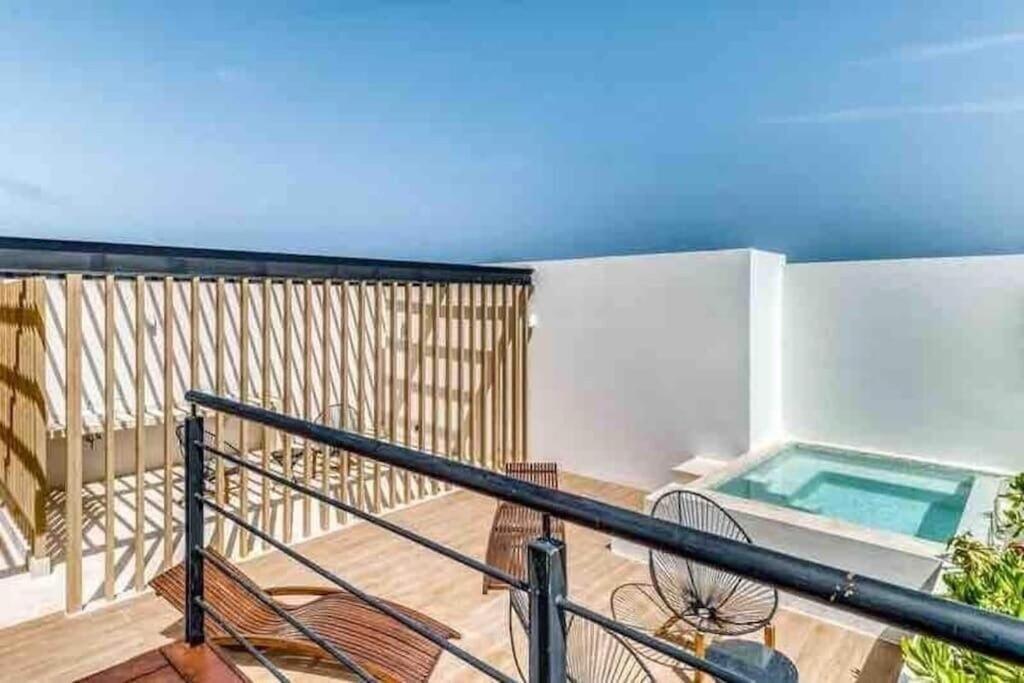 New!! Lovely Studio With Exclusive Amenities