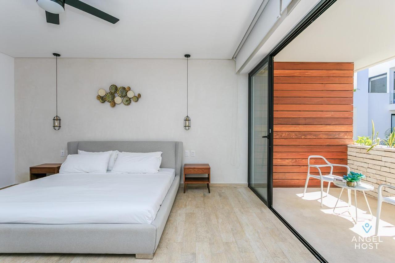 Beautifully Minimalistic Studio Wrapped In Nature By Stella *