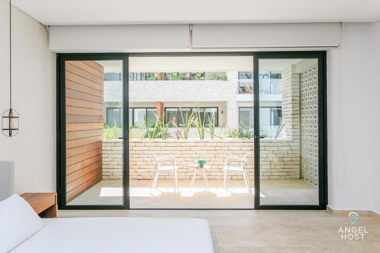 Beautifully Minimalistic Studio Wrapped In Nature By Stella *