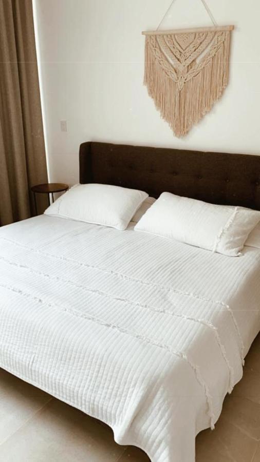 Luxury Jungle 2bd Condo, Fast Wifi, Private Pool *