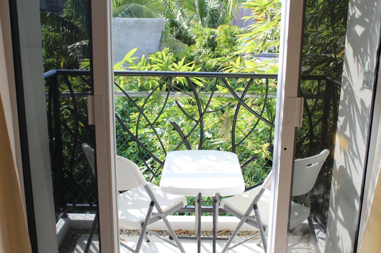 Las Mariposas Bed and breakfast *