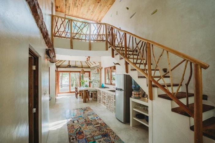 Beachfront In Beach- Location! Villa *