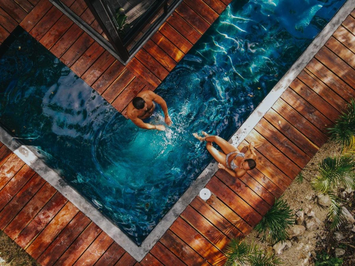 K NAJ- Tiny House con cenote natural privado. Villa