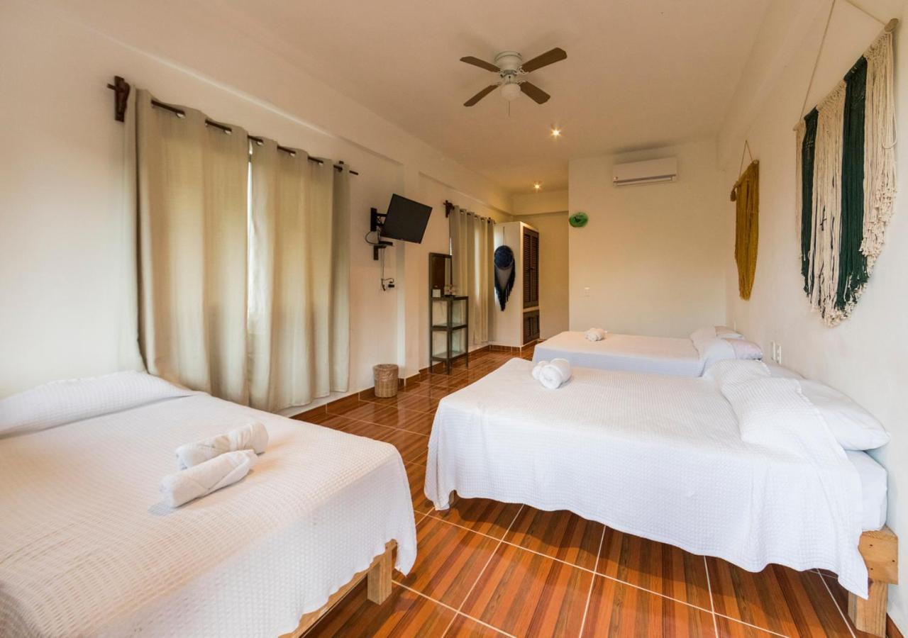 Departamentos Yolanda Hotel