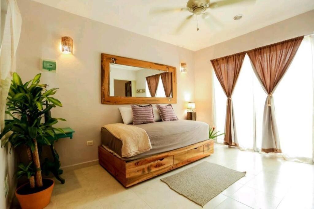 Hiphipstay - The Pablo Escobar Villa Tulum