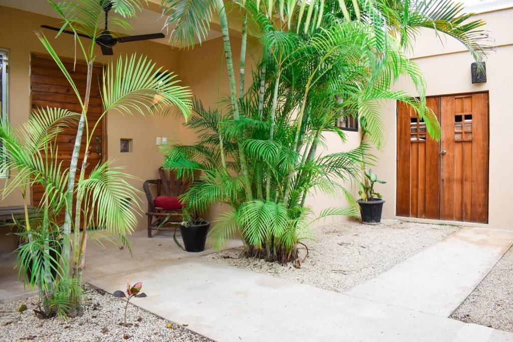 Hiphipstay - The Pablo Escobar Villa