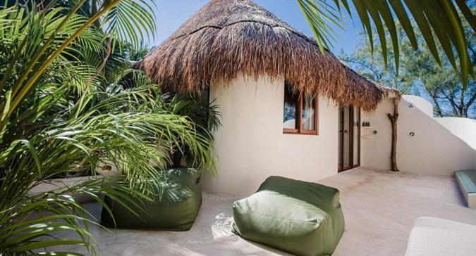 Beachfront In Beach- Location! *