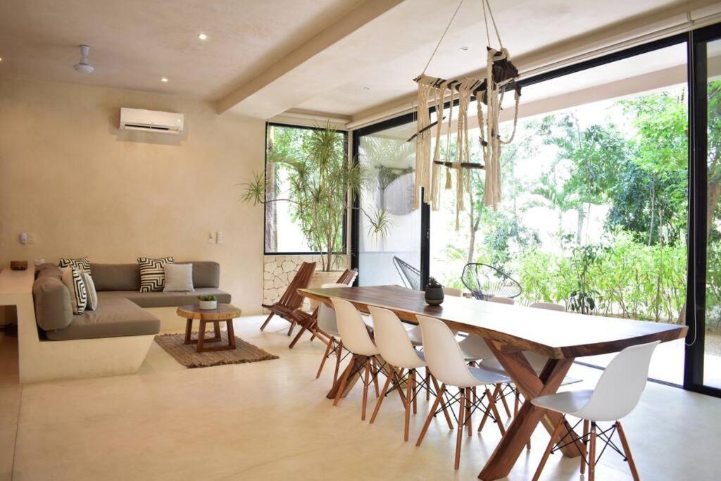 Apartamento Chic-modern Apt W/pool, Garden, Parking & 3 Bikes