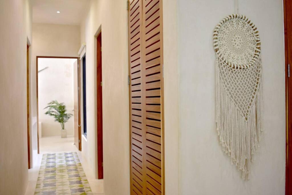 Chic-modern Apt W/pool, Garden, Parking & 3 Bikes *