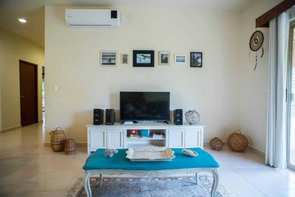 Premium Penthouse With Pool, Private Rooftop & Hot Tub *