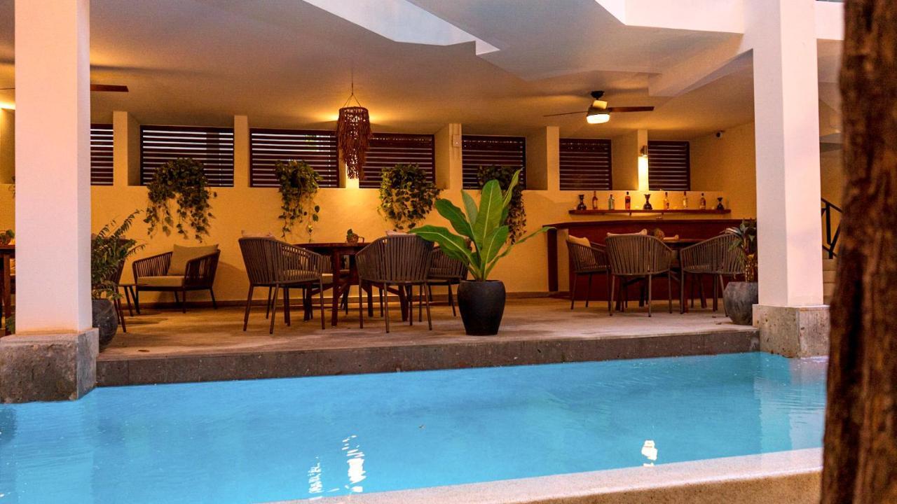 Kasa Kuyen - Adults Only 4*