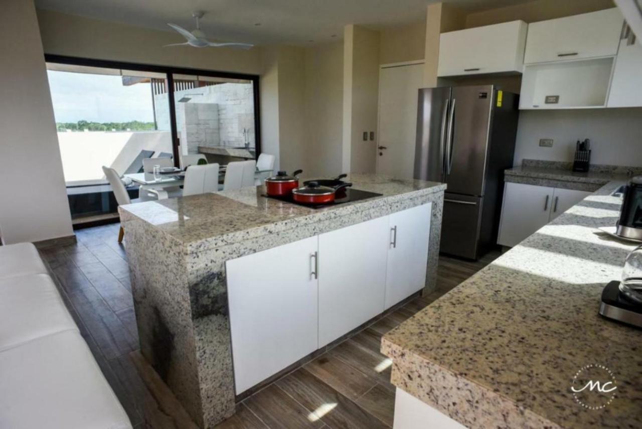 Penthouse Blue Luxury La Veleta Apartment