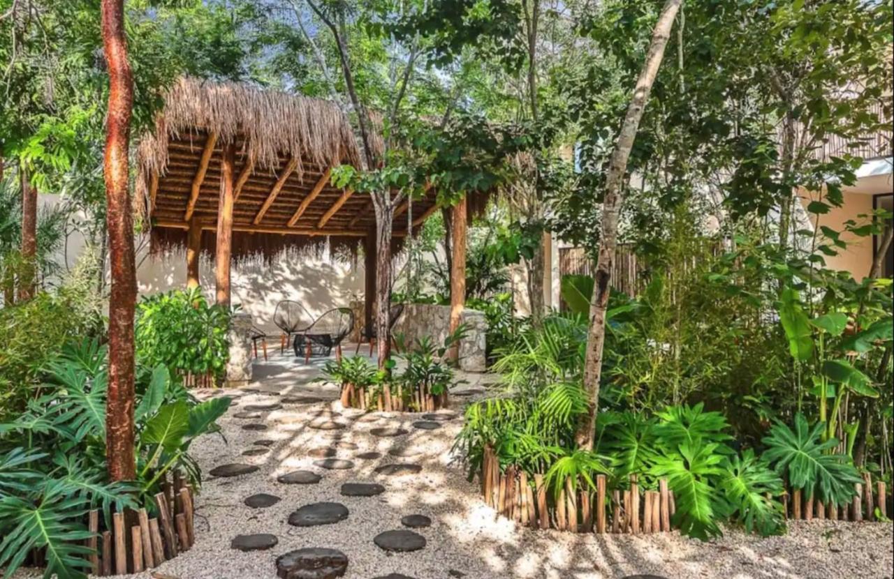 Luxury Jungle 2bd Condo, Fast Wifi, Private Pool * Tulum