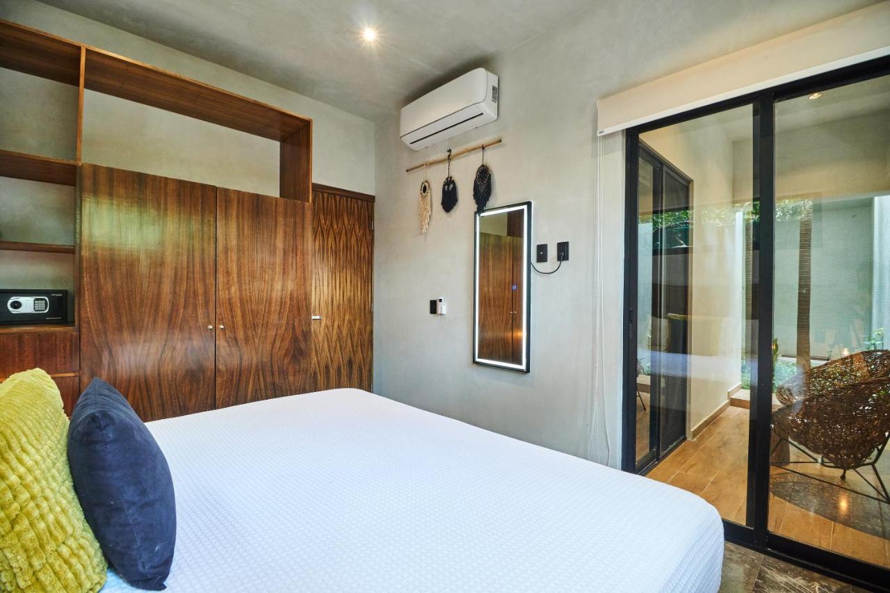 Elegant Trendy In With Infinity Pool, Breathtaking Jungle View & Bottle Of Wine Per