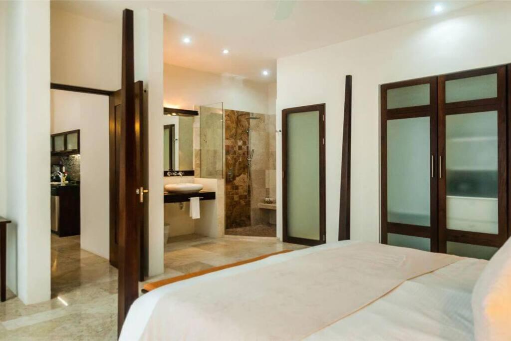 Amazing Luxury Penthouse With Sunset,sunrise View, Private Jacuzzi And Rooftop Pool Apartamento *
