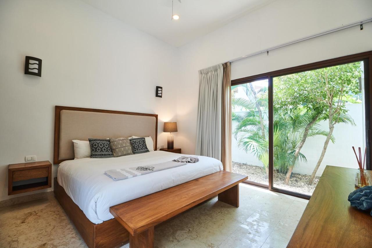 Casa Mallorca Tropical Vibes Private Pool Backyard With Grill Sunroof & Hammock Concierge & Wifi
