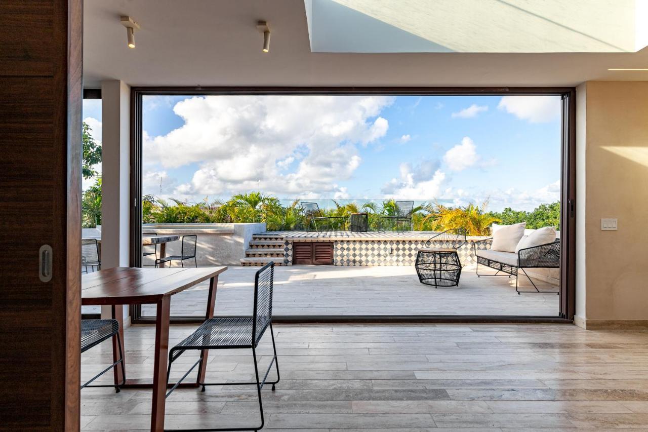 407 Stunning Penthouse For 2