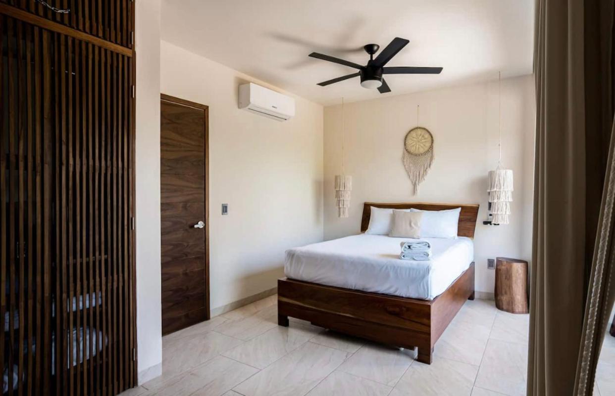 Apartamento Penthouse En La Veleta Con Alberca Privada *