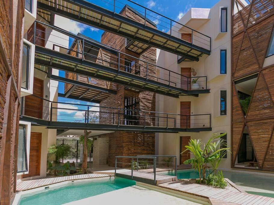 Beautiful 2 Bedroom In In Maha Apartment *
