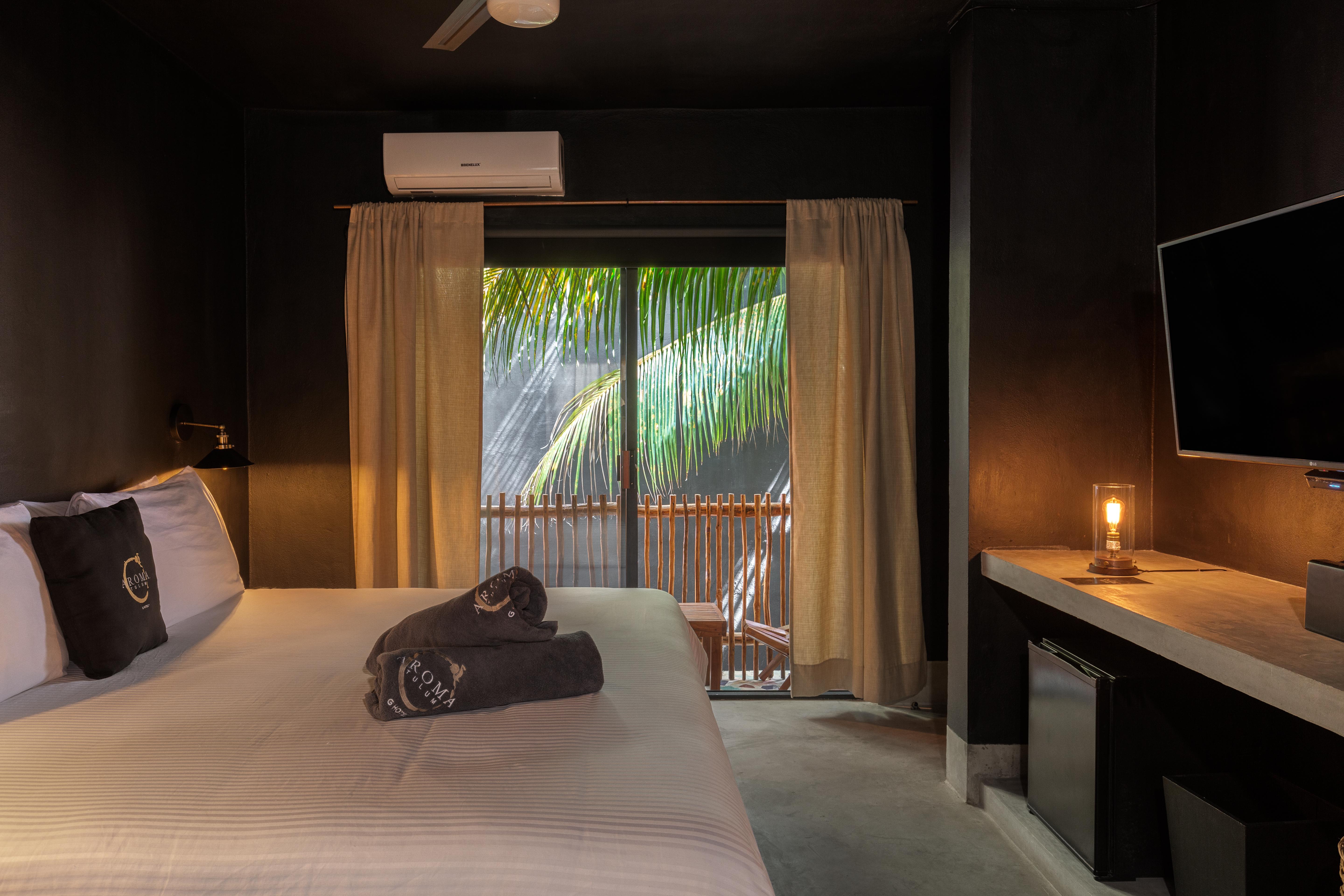 Aroma & Club Hotel