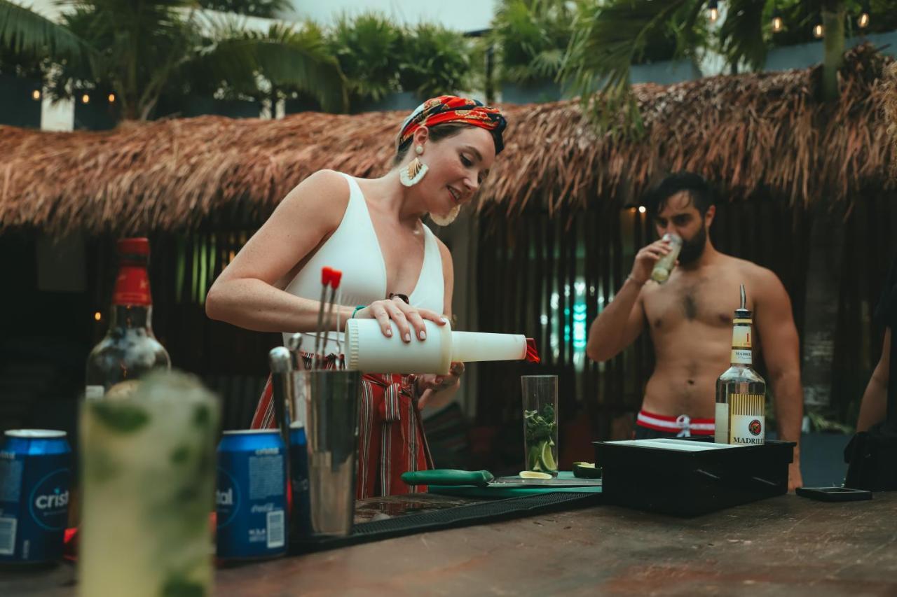 Mayan Monkey - Social (adults Only) *