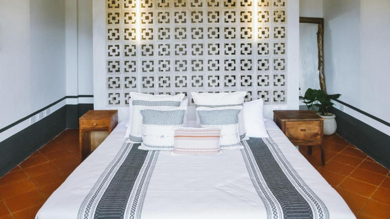 Hiphipstay - The Colonial Hotel 5*
