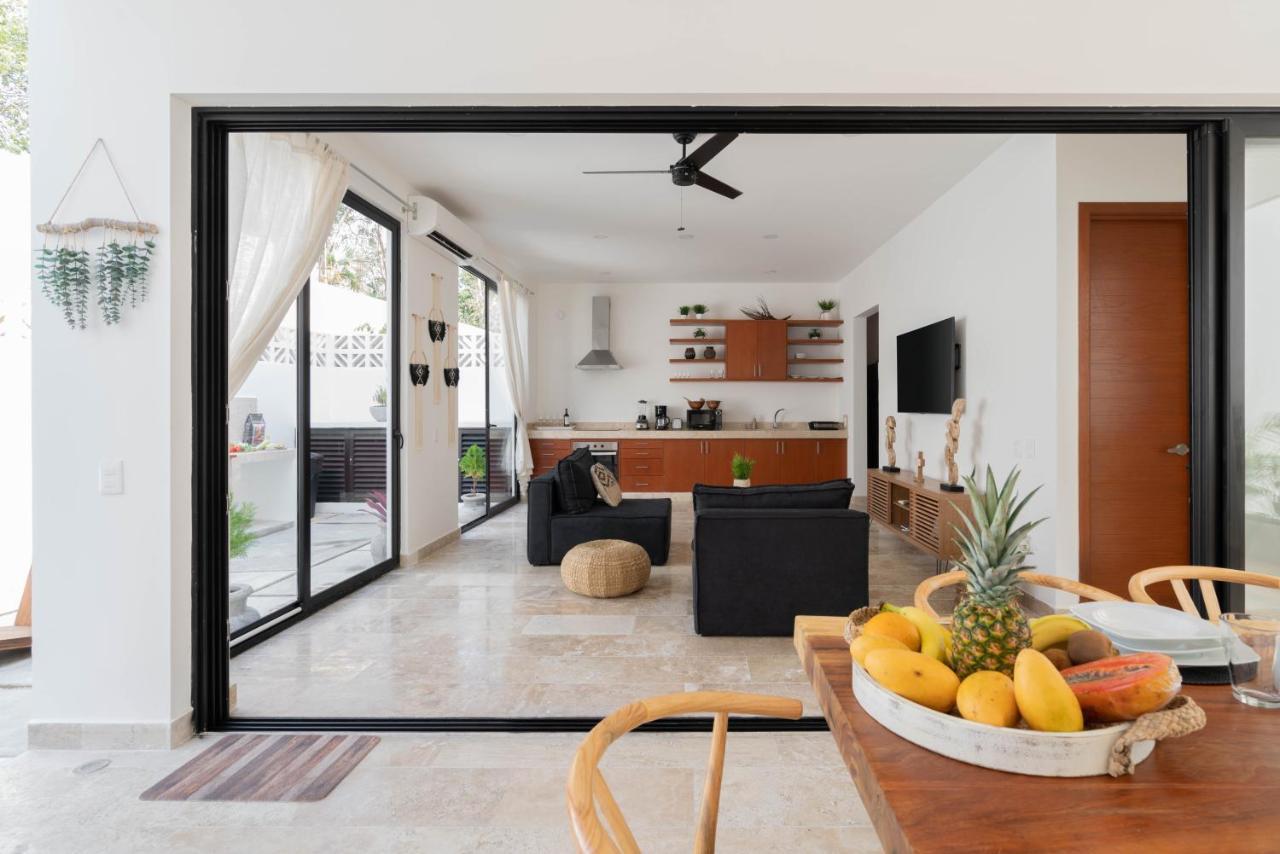 Cozy 3 Bedrooms Townhome-centrally Located-gated-wifi Tulum