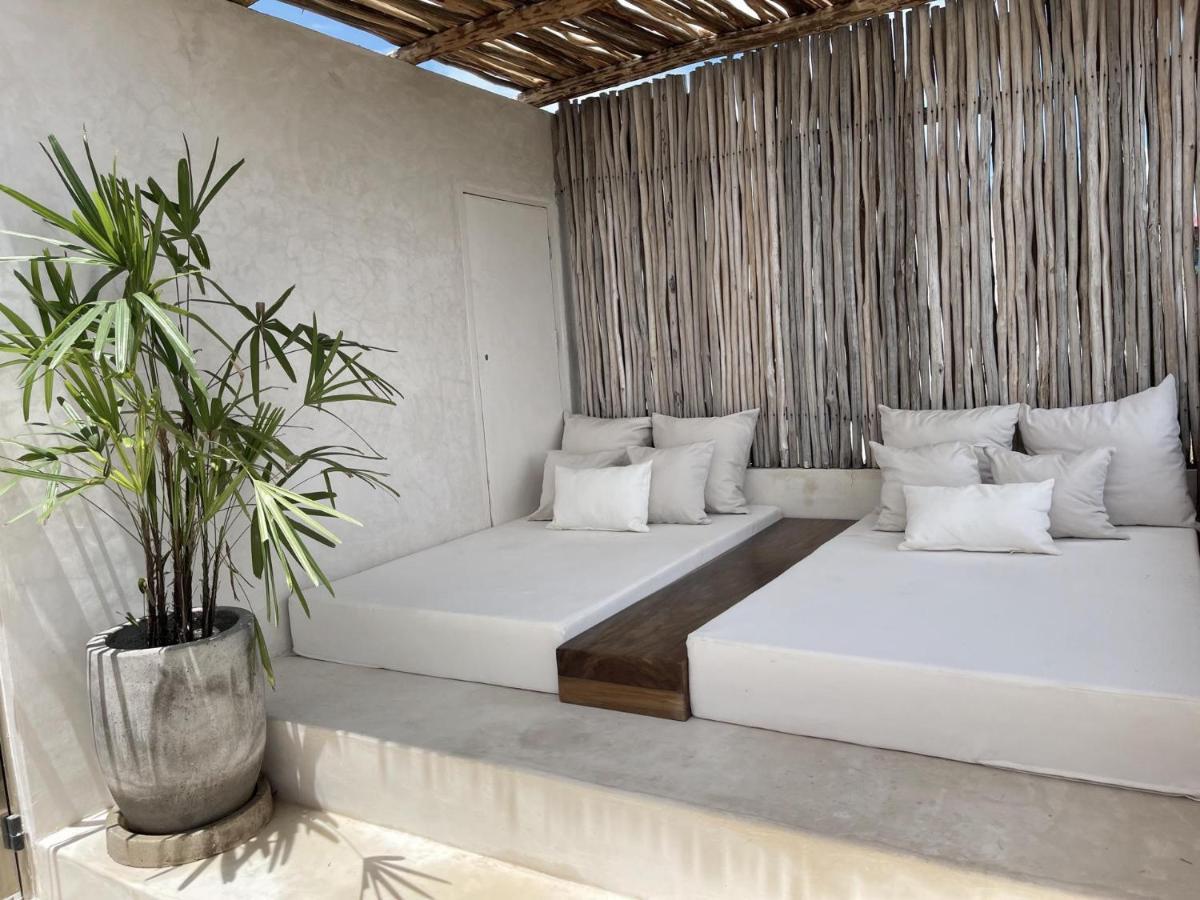 Apartment Luxury Retreat With 3br & Private Pool