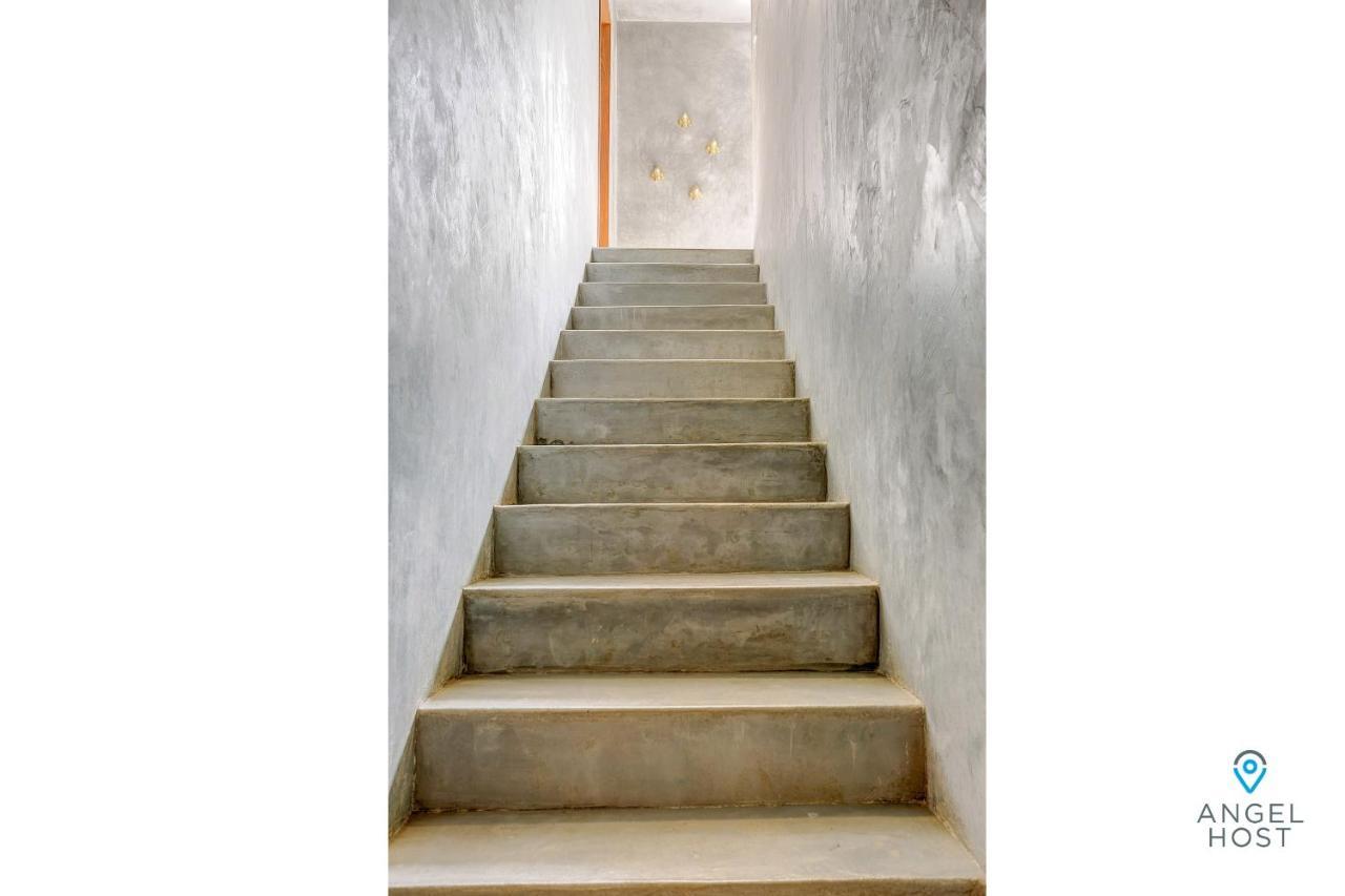 Chic In The Heart Of By Stella Apartamento *