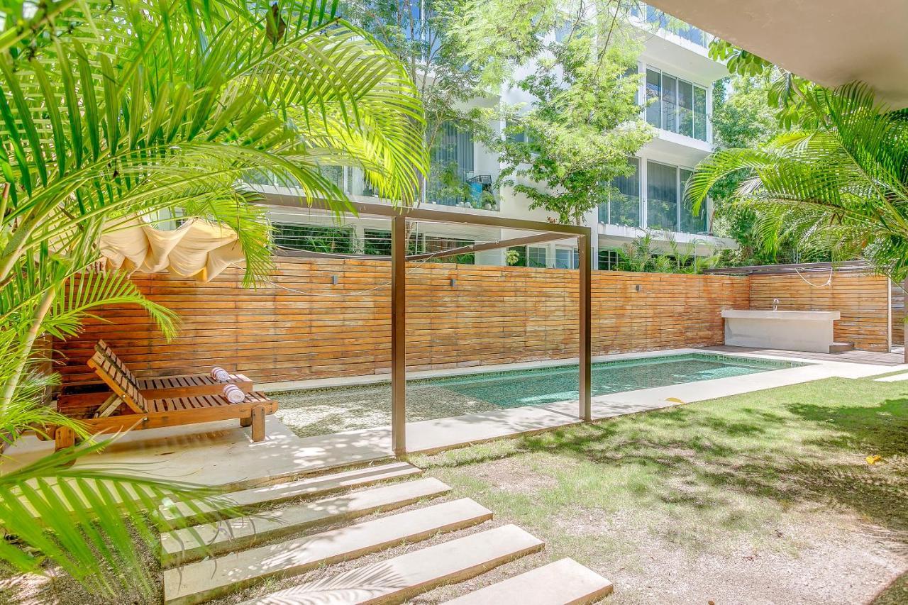 Chic In The Heart Of By Stella Apartamento