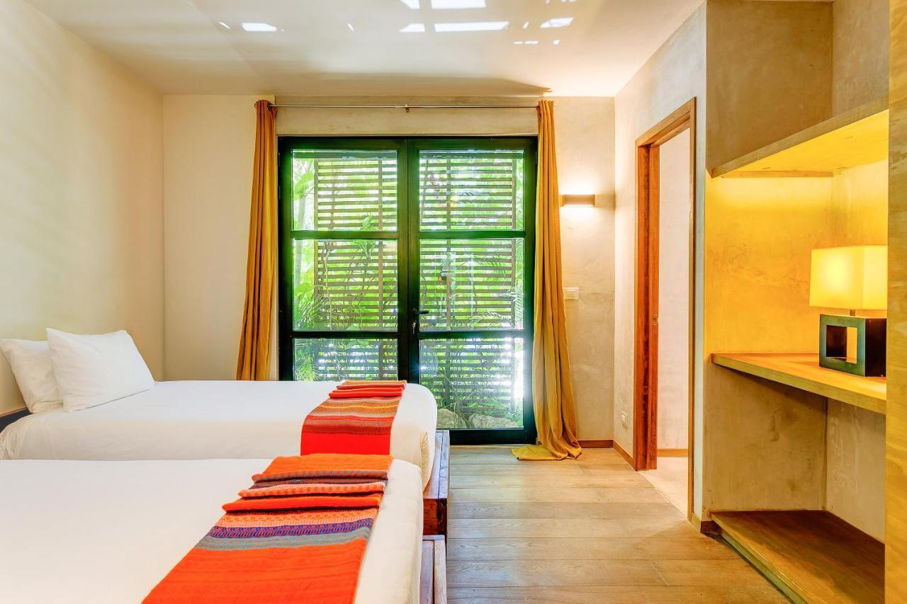 Chic In The Heart Of By Stella Apartamento