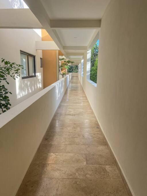 Next To The Common Roof Exclusive Building Kingsize Bed 2 Super Pools, Gym, Grill