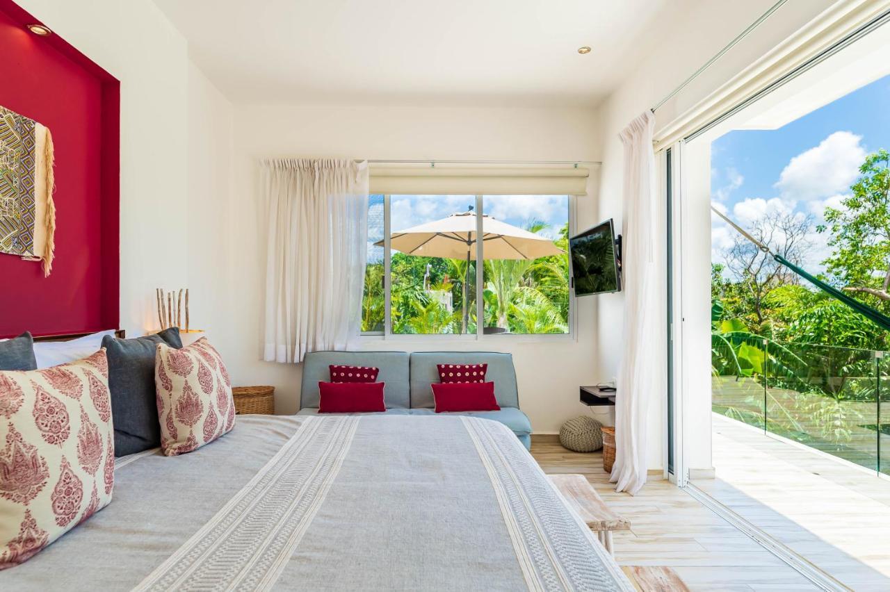 Chic & Mexican Villa, A True Oasis Pool, Security Tulum