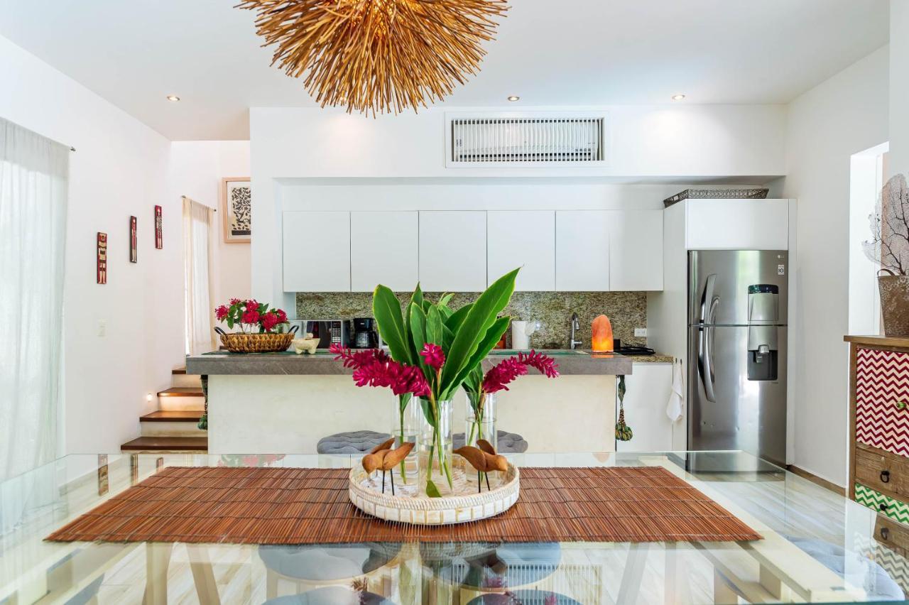 Chic & Mexican Villa, A True Oasis Pool, Security