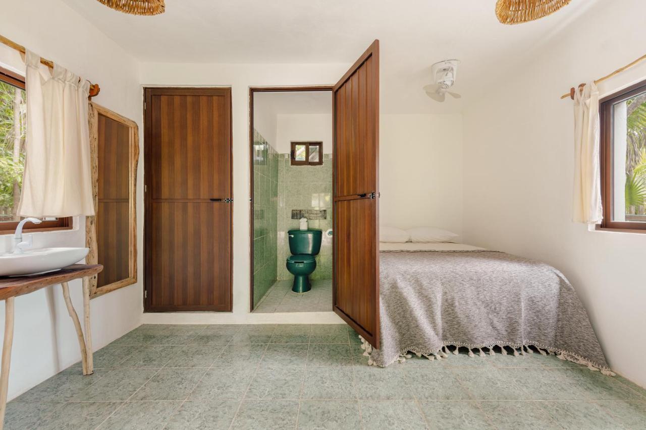 Yaxchen & Cenote Lodge Tulum