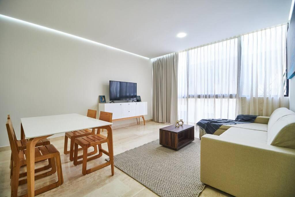 Moonlight Bright&spacious 2br W/ Gym&private Pool Apartamento Tulum