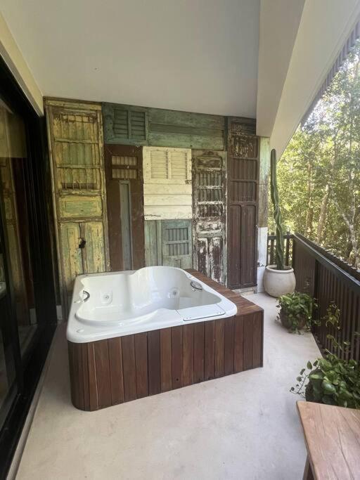 Apartamento Kataleya By Zaazil - Spectacular In The Jungle, Up To 9 People , With Hot Tub And In Luum Zama *