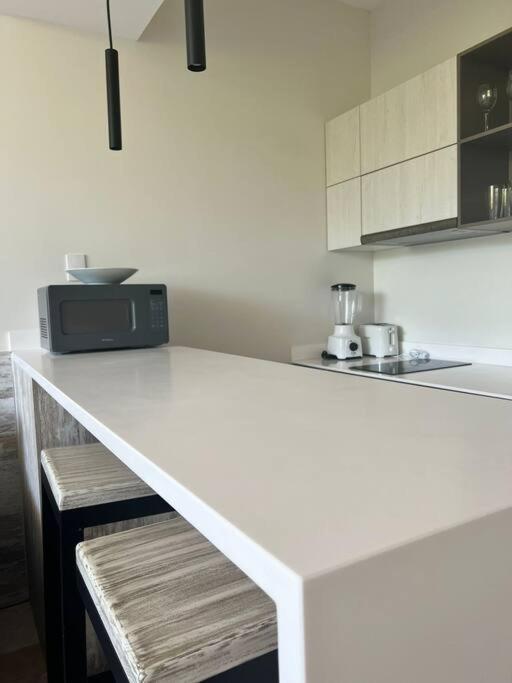 Perfect Zama Loft, Pool&gym, Barbecue Area *