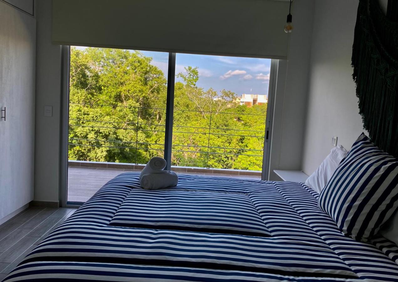 Rosa Azul Apartahotel *
