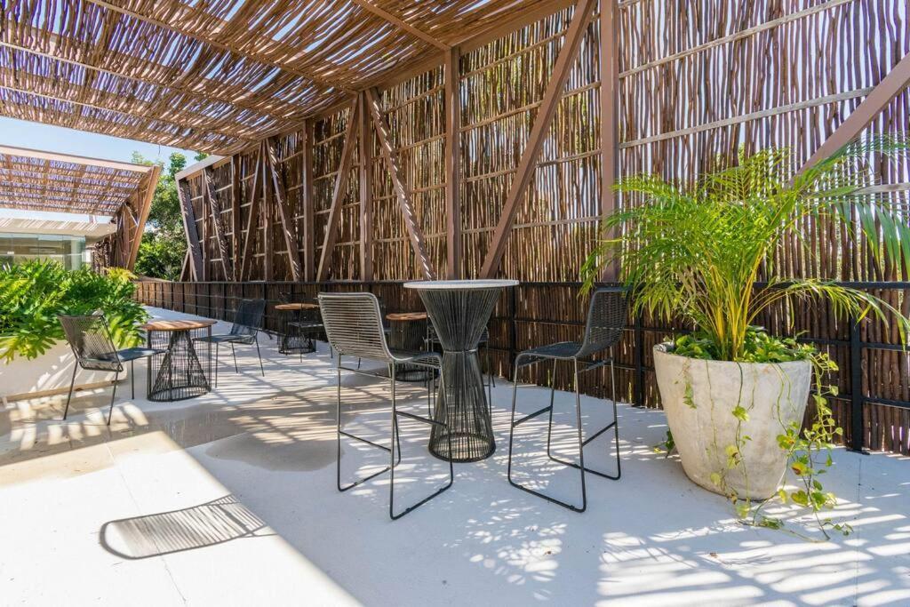 Exclusive In A Gated Community By Casa Paraiso Apartamento