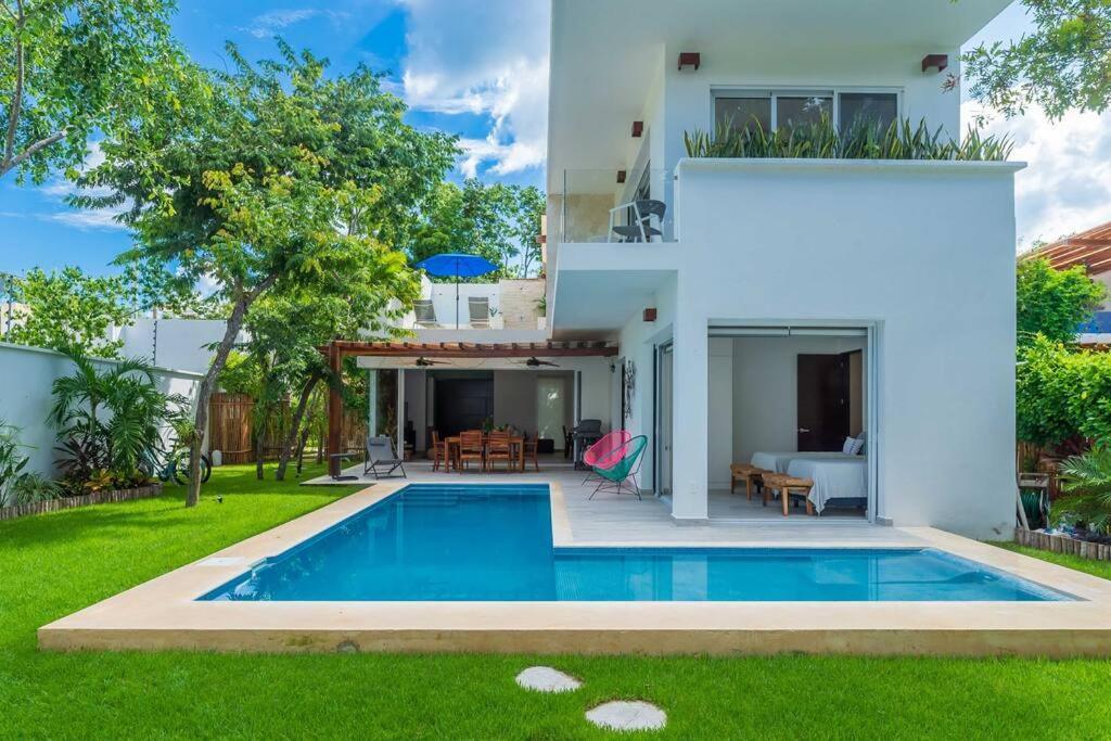 Luxury Private 3bed Villa, Garden, Pool,security Villa