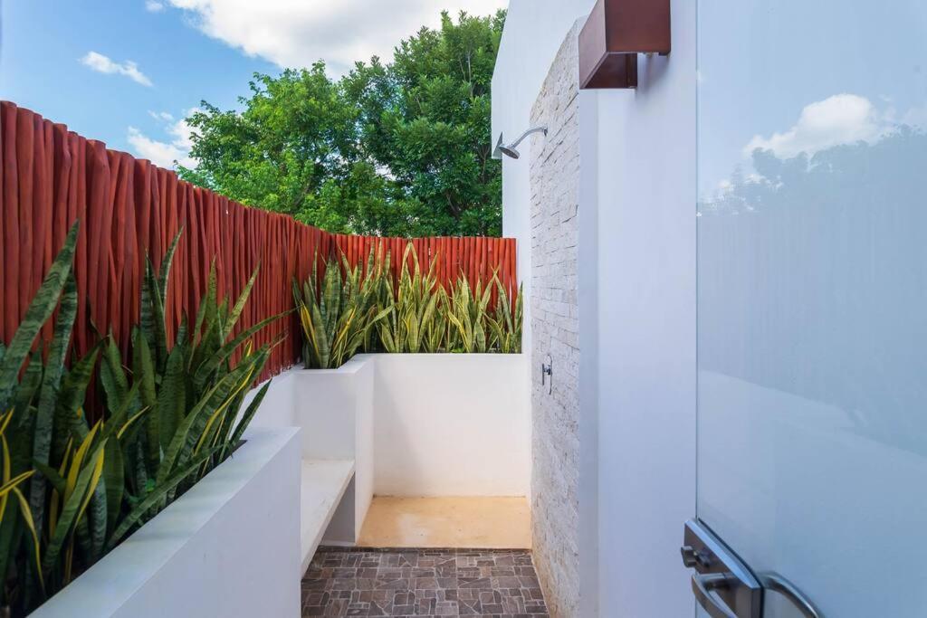 Luxury Private 3bed Villa, Garden, Pool,security *