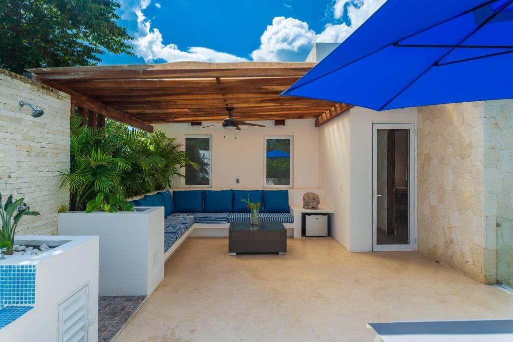 Villa Luxury Private 3bed Villa, Garden, Pool,security