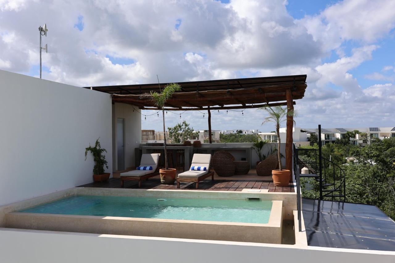 Rosa Azul Tulum
